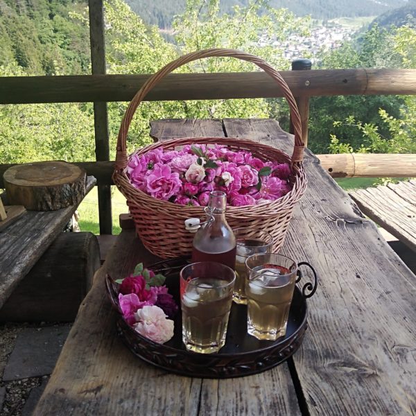 aperitivo alle rose